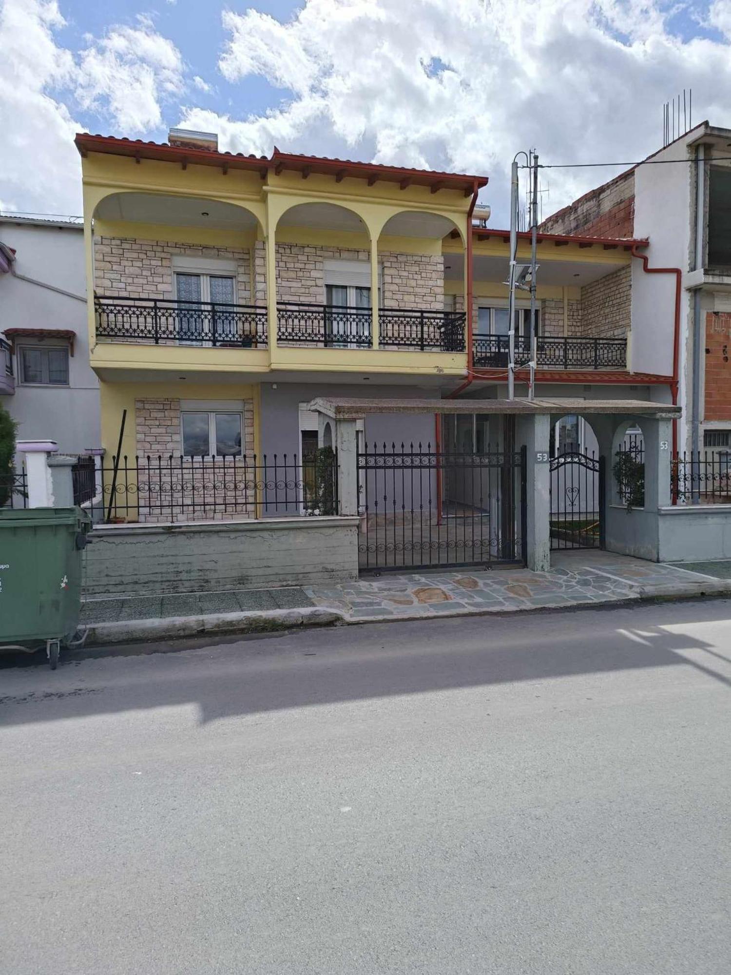 Polys Apartment And Paraskevi Studio With View Ptolemaida Exterior photo