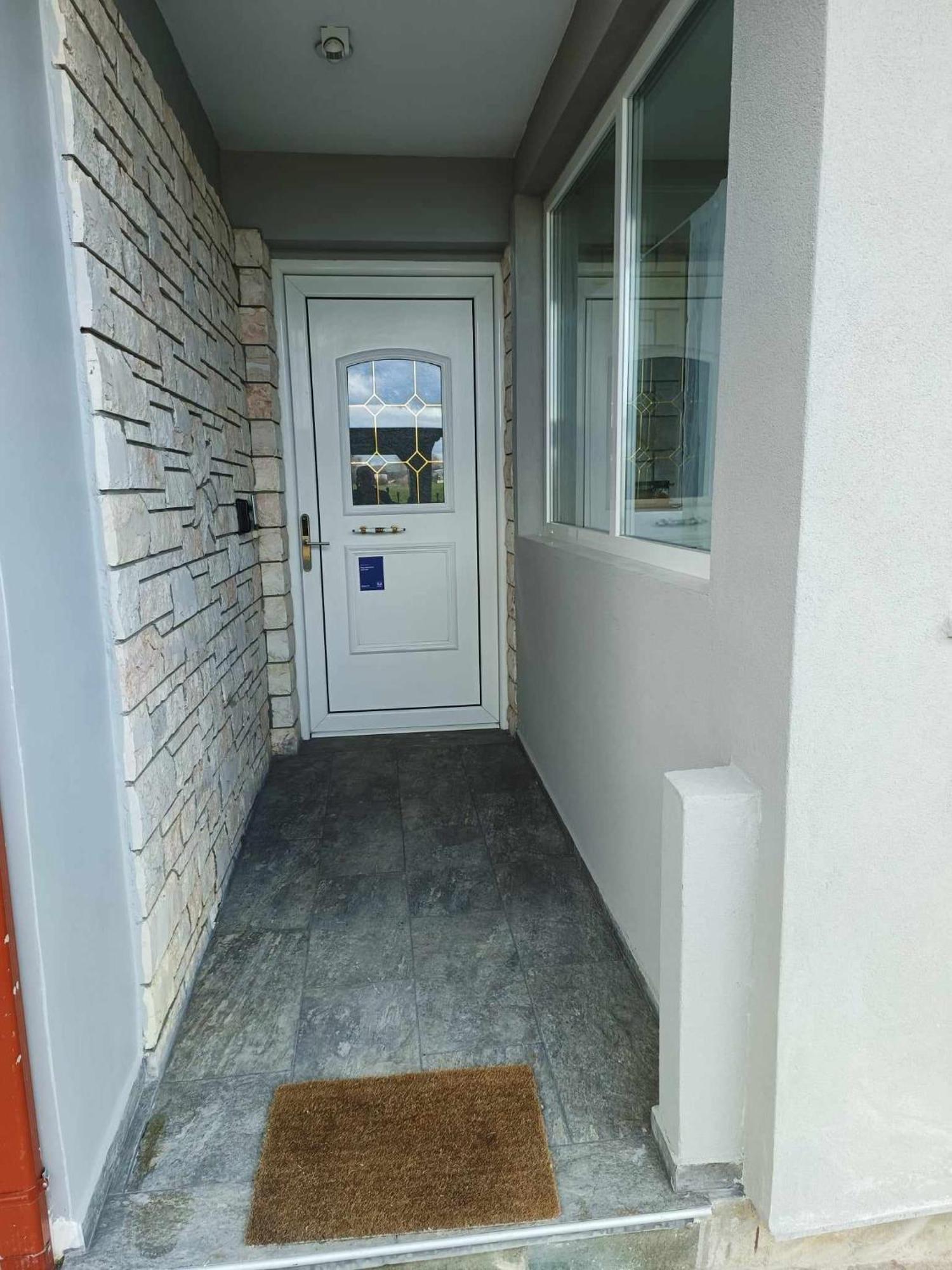 Polys Apartment And Paraskevi Studio With View Ptolemaida Exterior photo